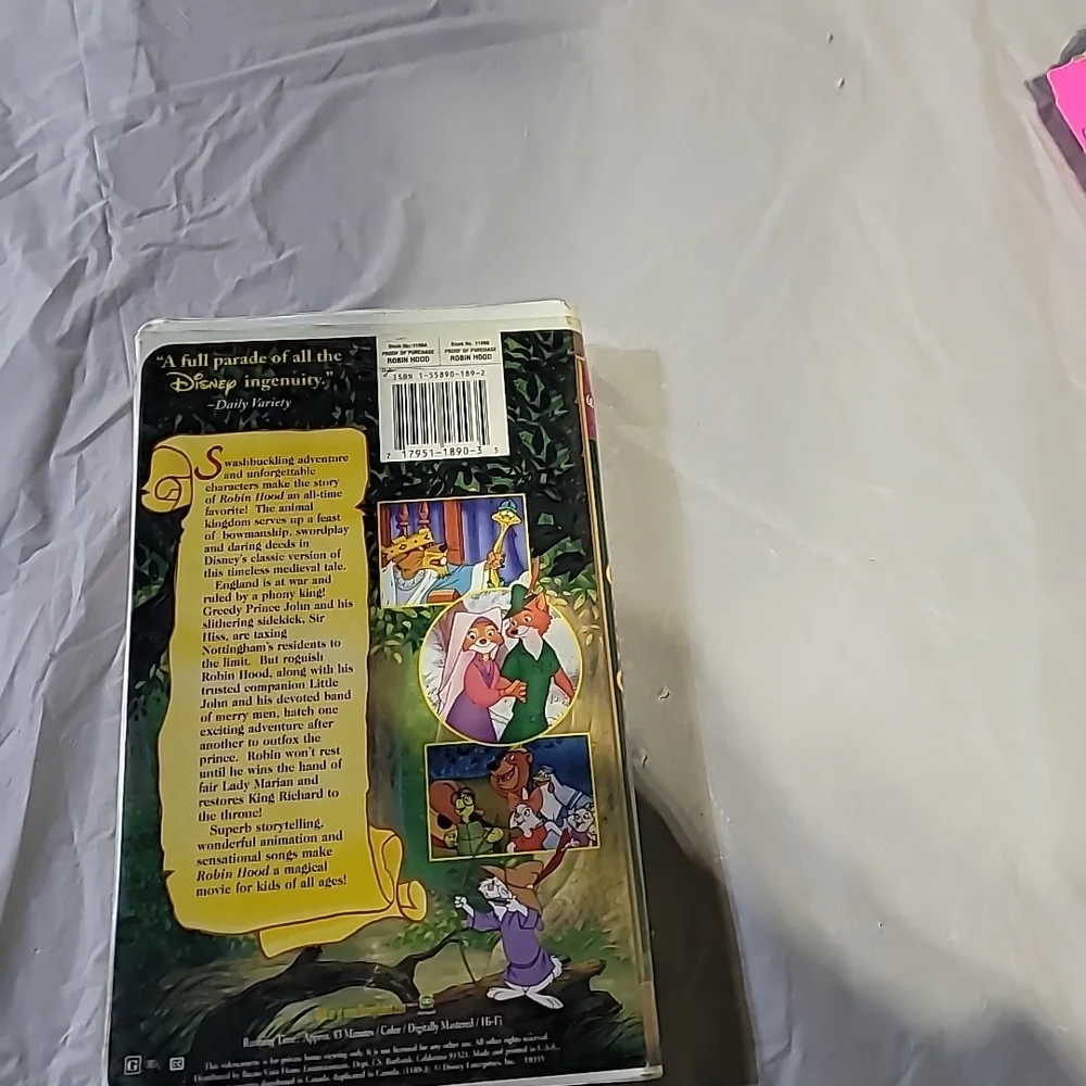 Disney Robin Hood VHS Tape